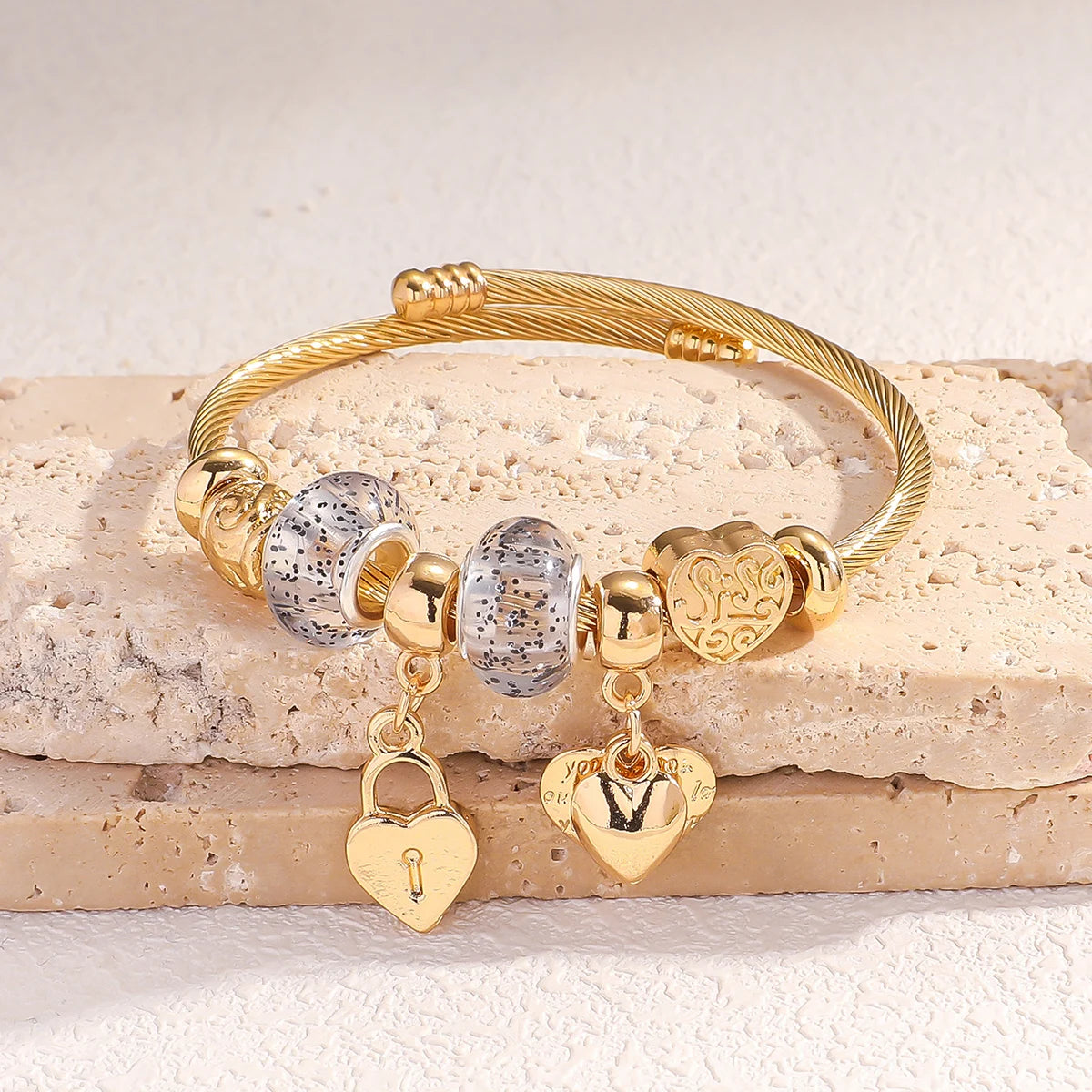 Women’s Beaded Bracelet with Multi-Element Design