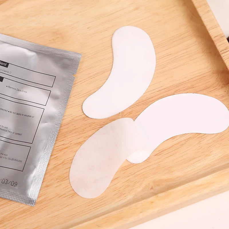 20 Pairs Eyelash Under Eye Patches for Isolation and Hydrogel Eye Pad Stickers in Makeup Tools