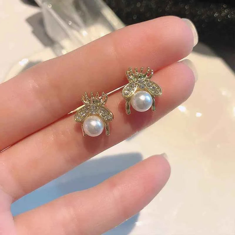 Silver Bee Pearl Stud Earrings