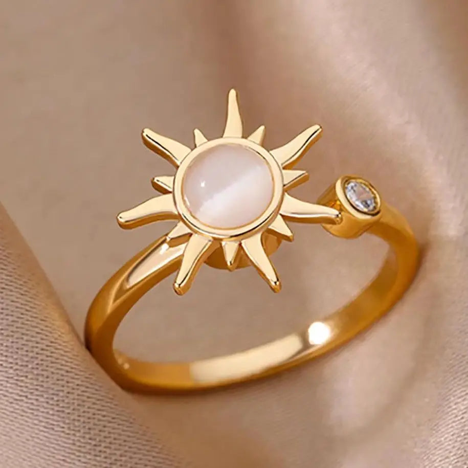 Rotating Sun Opal Ring for Women - Adjustable Stainless Steel Retro Charm Open Ring Party Jewelry Gift for Best Friends Bijoux Femme
