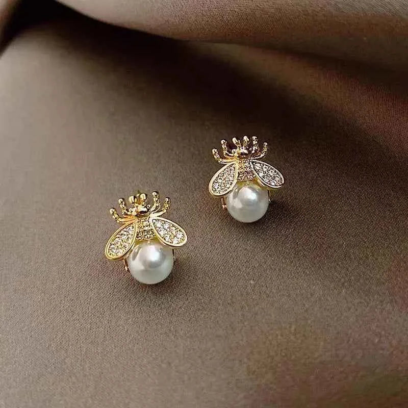 Silver Bee Pearl Stud Earrings