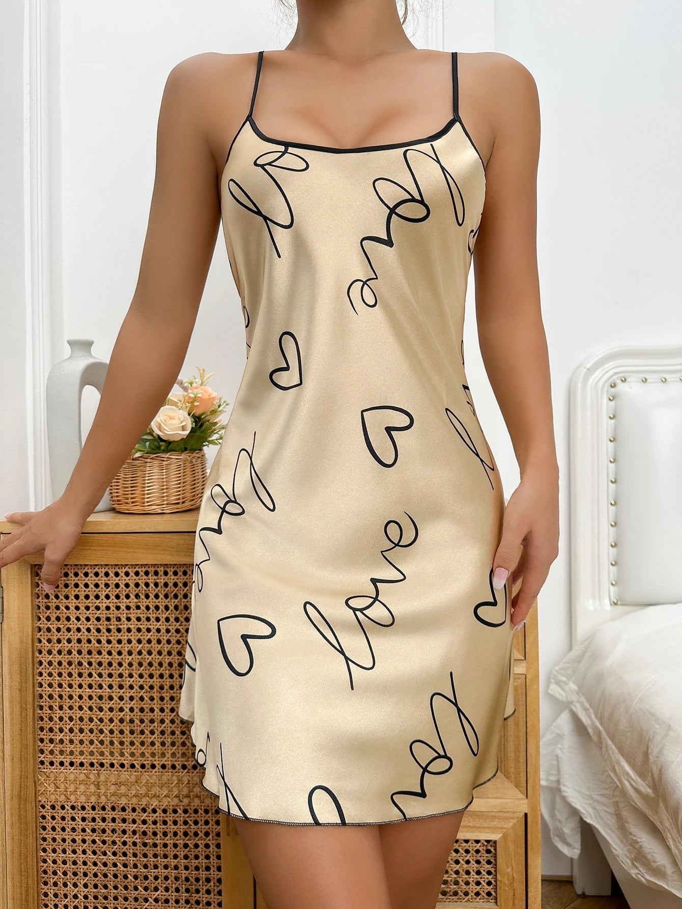 Heart Print Nightdress Casual Round Neck Spaghetti Strap Sleep Dress for Women - Allurra Store