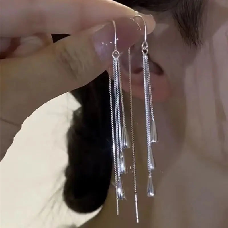 Fashion Korean Angel Eye Earrings Gold Plated with Rhinestones Tulip Petal Hoop for Women’s Party Jewelry