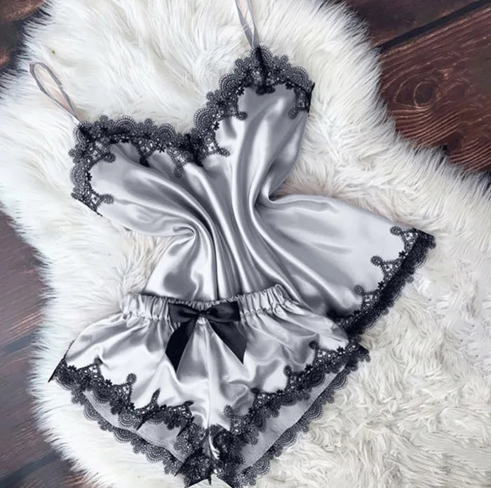 Sexy Lingerie Women Sleepwear Camisole with Bow Shorts