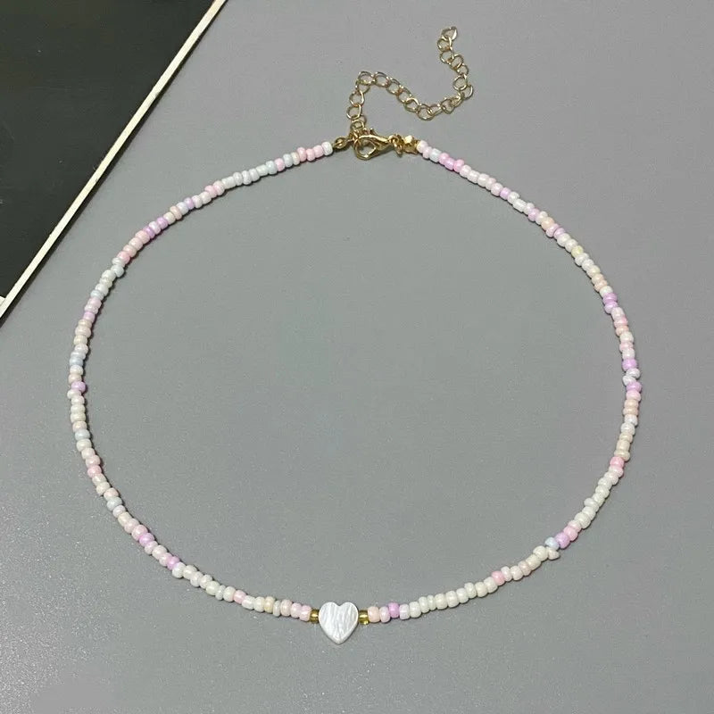 Nature Shell Heart Choker Necklace - Colorful Glass Beads Spring Summer Fashion Accessory for Girls, Perfect Gift for Friends