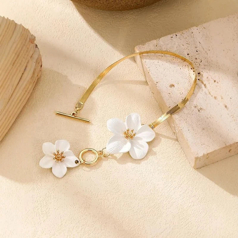 Summer Bohemian Flower Anklet for Women - White Yellow Charm Foot Chain Jewelry for Beach Vacation and Daily Wear