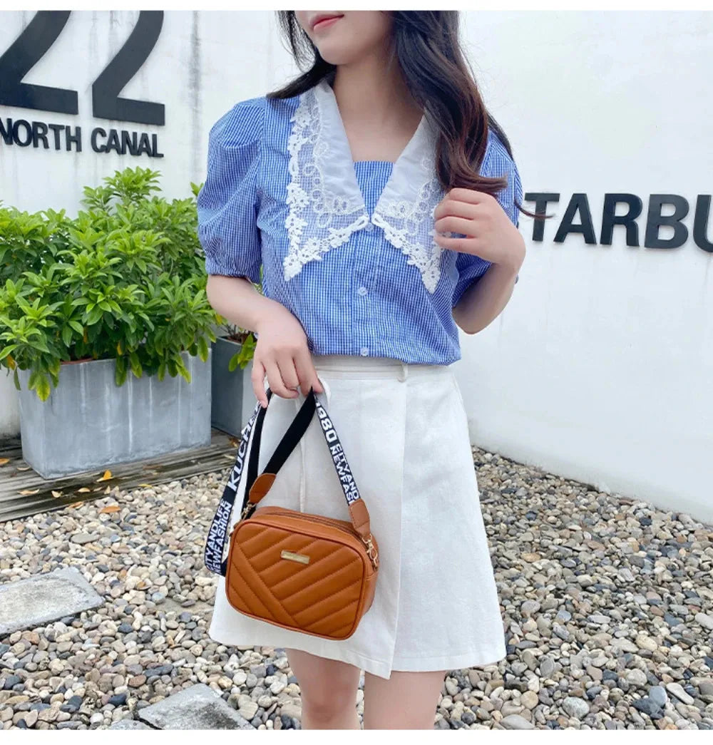 High Quality Women's Camera Crossbody Bag – PU Rolling Strip Shoulder & Mobile Phone Bag